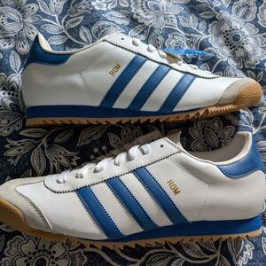Adidas Men's White and Blue ROM Sneakers